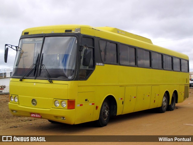 Ônibus Particulares 8053 na cidade de Juazeiro, Bahia, Brasil, por Willian Pontual. Número da foto: #7858961.
