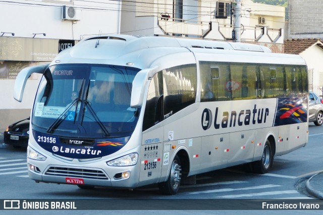 Lancatur Transporte e Turismo 213156 na cidade de Balneário Camboriú, Santa Catarina, Brasil, por Francisco Ivano. ID da foto: 7865177.