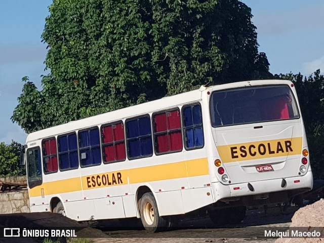 Escolares 946 na cidade de Limoeiro de Anadia, Alagoas, Brasil, por Melqui Macedo. Número da foto: #7866946.
