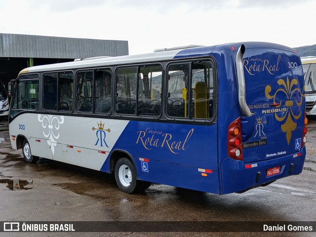 Turin Transportes 300 na cidade de Ouro Preto, Minas Gerais, Brasil, por Daniel Gomes. ID da foto: 7867134.