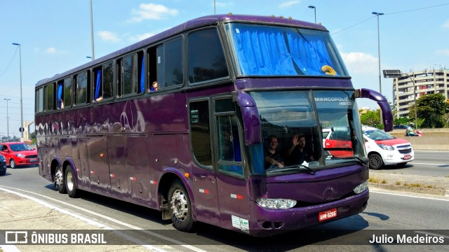 Ônibus Particulares 8266 na cidade de São Paulo, São Paulo, Brasil, por Julio Medeiros. Número da foto: #7870670.