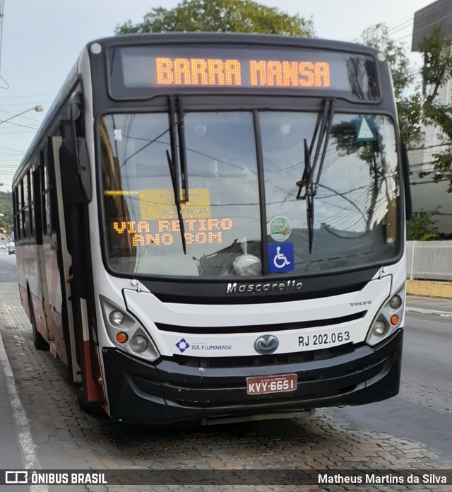 Viação Sul Fluminense RJ 202.063 na cidade de Volta Redonda, Rio de Janeiro, Brasil, por Matheus Martins da Silva. Número da foto: #7868888.