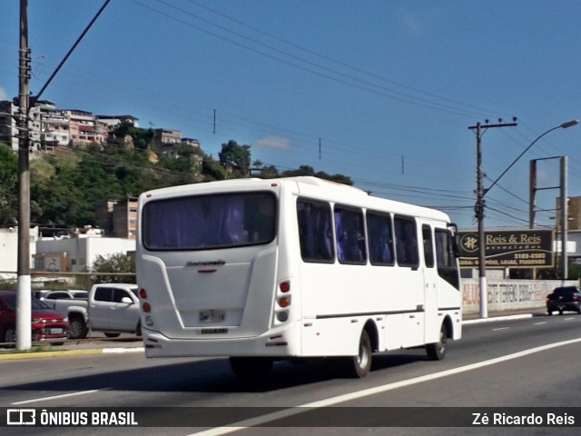 Ônibus Particulares GMF7119 na cidade de Juiz de Fora, Minas Gerais, Brasil, por Zé Ricardo Reis. Número da foto: #7878213.