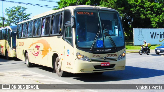 Gidion Transporte e Turismo 21002 na cidade de Joinville, Santa Catarina, Brasil, por Vinicius Petris. Número da foto: #7799247.