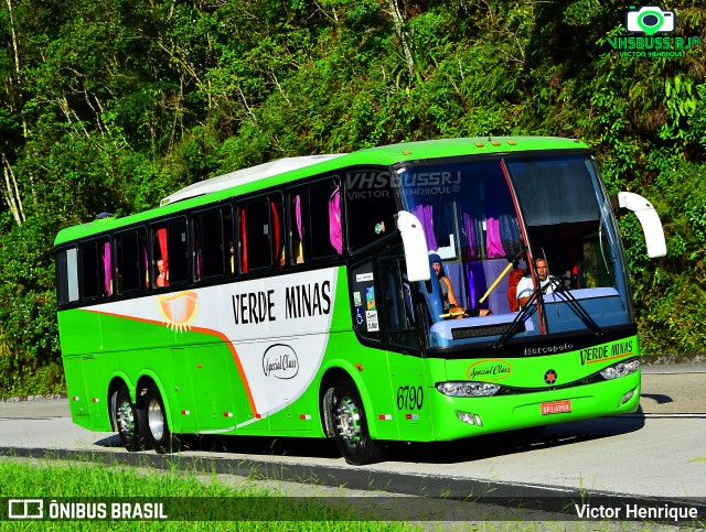 Viação Verde Minas 6790 na cidade de Petrópolis, Rio de Janeiro, Brasil, por Victor Henrique. Número da foto: #7798751.