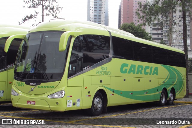Viação Garcia 7849 na cidade de Curitiba, Paraná, Brasil, por Leonardo Dutra. Número da foto: #7882333.
