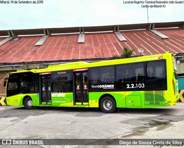 Santo Antônio Transportes Niterói 2.2.103 na cidade de Niterói, Rio de Janeiro, Brasil, por Diego de Souza Costa da Silva. Número da foto: #7882336.