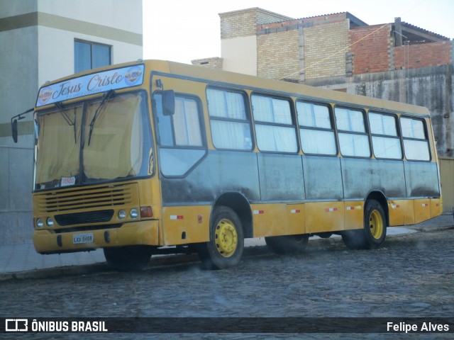 Ônibus Particulares 9468 na cidade de Santana do Livramento, Rio Grande do Sul, Brasil, por Felipe Alves. Número da foto: #7880047.