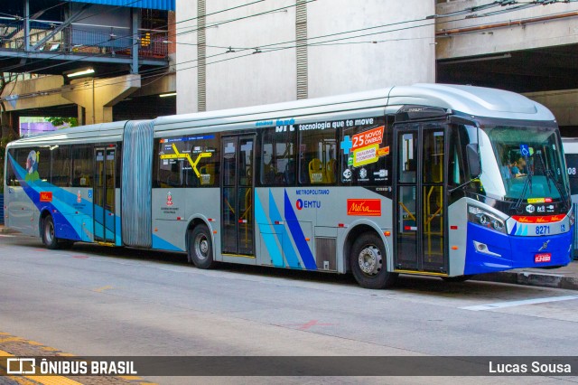 Metra - Sistema Metropolitano de Transporte 8271 na cidade de Diadema, São Paulo, Brasil, por Lucas Sousa. ID da foto: 7882202.