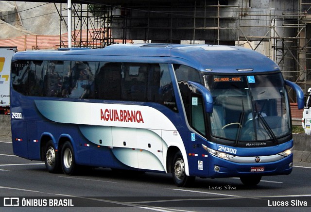 Viação Águia Branca 24300 na cidade de Salvador, Bahia, Brasil, por Lucas Silva. Número da foto: #7884319.