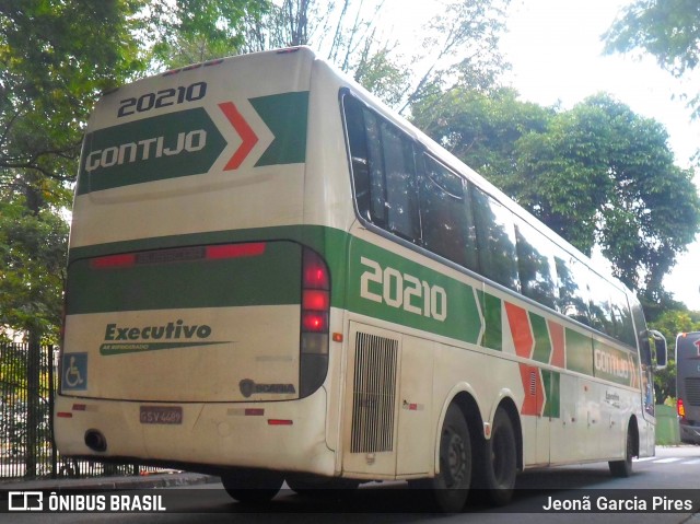 Empresa Gontijo de Transportes 20210 na cidade de São Paulo, São Paulo, Brasil, por Jeonã Garcia Pires. ID da foto: 7883408.