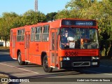 Ônibus Particulares 6306 na cidade de Curitiba, Paraná, Brasil, por André Luiz Gomes de Souza. Número da foto: #7884853.