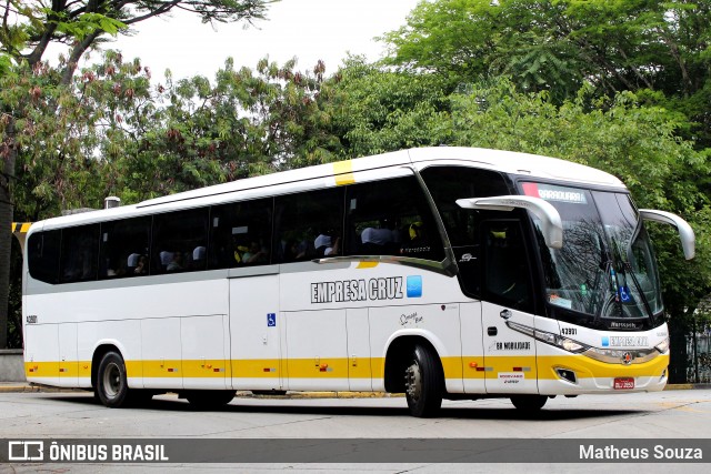 Empresa Cruz 43901 na cidade de São Paulo, São Paulo, Brasil, por Matheus Souza. Número da foto: #7806433.