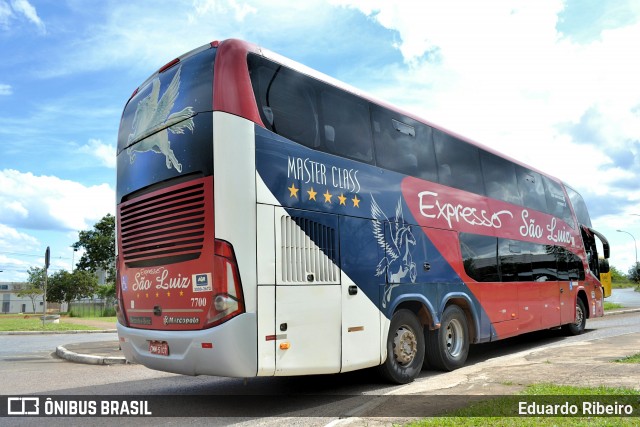 Expresso São Luiz 7700 na cidade de Brasília, Distrito Federal, Brasil, por Eduardo Ribeiro. Número da foto: #7804830.