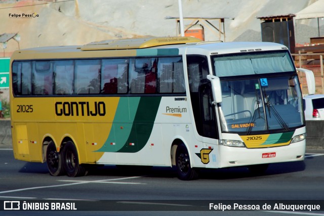 Empresa Gontijo de Transportes 21025 na cidade de Salvador, Bahia, Brasil, por Felipe Pessoa de Albuquerque. ID da foto: 7808605.