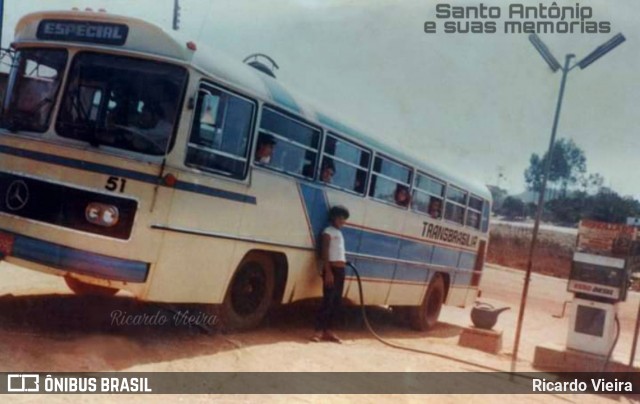 Ônibus Particulares 51 na cidade de Santo Antônio do Descoberto, Goiás, Brasil, por Ricardo Vieira. ID da foto: 7808316.