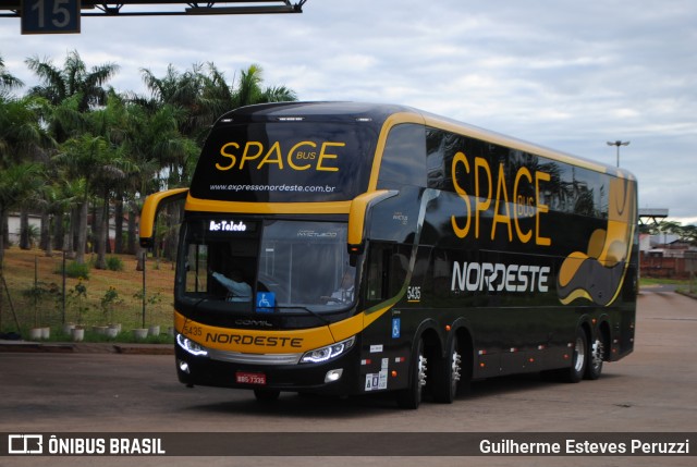 Expresso Nordeste 5435 na cidade de Campo Mourão, Paraná, Brasil, por Guilherme Esteves Peruzzi. Número da foto: #7809515.