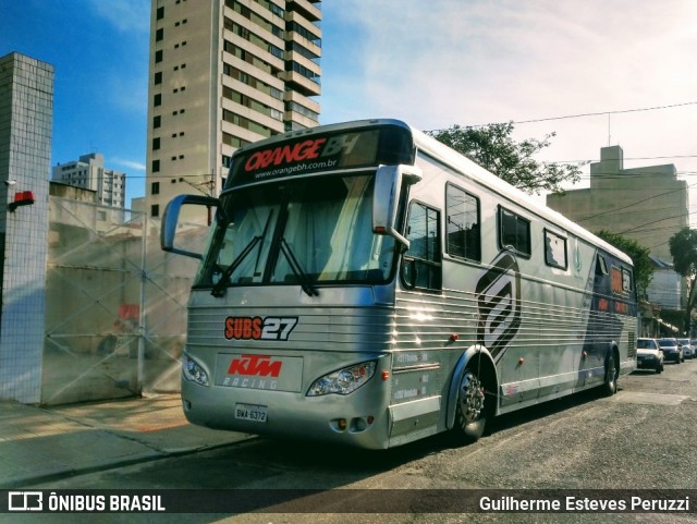 Ônibus Particulares HONDA RACING na cidade de São Paulo, São Paulo, Brasil, por Guilherme Esteves Peruzzi. Número da foto: #7809576.
