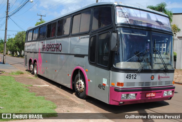 Trans Pássaro Transporte e Fretamento 4912 na cidade de Campo Mourão, Paraná, Brasil, por Guilherme Esteves Peruzzi. ID da foto: 7809540.