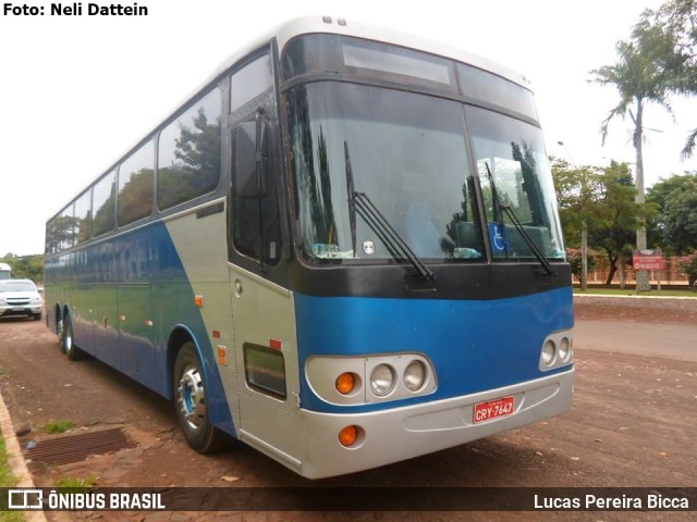 Ônibus Particulares 7647 na cidade de Santa Helena, Paraná, Brasil, por Lucas Pereira Bicca. Número da foto: #7809635.