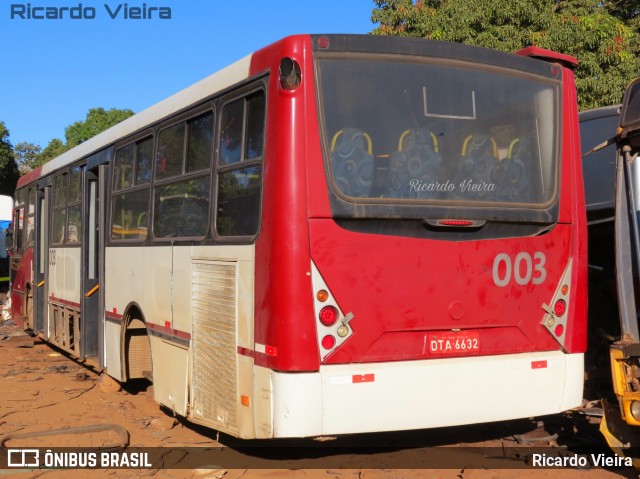 Sucata e Desmanches 003 na cidade de Águas Lindas de Goiás, Goiás, Brasil, por Ricardo Vieira. Número da foto: #7810214.
