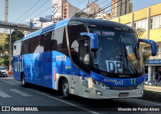 UTIL - União Transporte Interestadual de Luxo 9705 na cidade de Belo Horizonte, Minas Gerais, Brasil, por Vicente de Paulo Alves. Número da foto: #7810670.