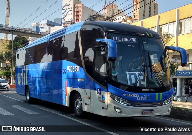 UTIL - União Transporte Interestadual de Luxo 9705 na cidade de Belo Horizonte, Minas Gerais, Brasil, por Vicente de Paulo Alves. ID da foto: 7810670.