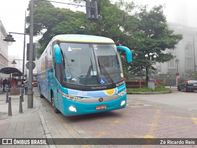 Doce Rio Fretamento e Turismo 4300 na cidade de Petrópolis, Rio de Janeiro, Brasil, por Zé Ricardo Reis. ID da foto: 7811071.