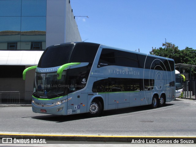 Viação Garcia 8713 na cidade de Rio de Janeiro, Rio de Janeiro, Brasil, por André Luiz Gomes de Souza. ID da foto: 7811990.