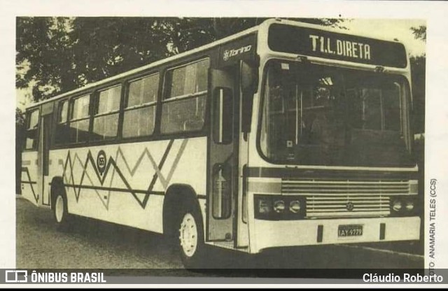 Companhia Carris Porto-Alegrense 155 na cidade de Porto Alegre, Rio Grande do Sul, Brasil, por Cláudio Roberto. Número da foto: #7811371.
