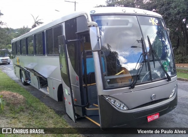 Ônibus Particulares 1858 na cidade de Belo Horizonte, Minas Gerais, Brasil, por Vicente de Paulo Alves. Número da foto: #7810720.