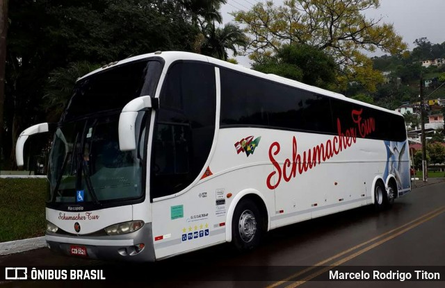 Schumacher Tur 0521 na cidade de Campos Novos, Santa Catarina, Brasil, por Marcelo Rodrigo Titon. Número da foto: #7811858.