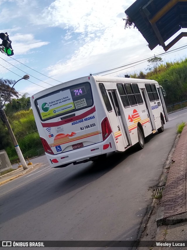 Viação Agulhas Negras RJ 169.035 na cidade de Volta Redonda, Rio de Janeiro, Brasil, por Wesley Lucas. Número da foto: #7810547.