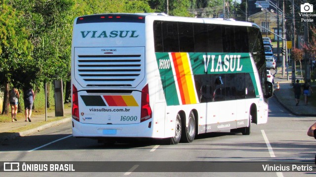 Viasul - Auto Viação Venâncio Aires 16000 na cidade de Curitiba, Paraná, Brasil, por Vinicius Petris. ID da foto: 7819367.