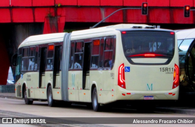 Leblon Transporte de Passageiros 15R11 na cidade de Curitiba, Paraná, Brasil, por Alessandro Fracaro Chibior. Número da foto: #7886505.