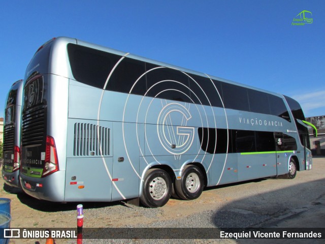 Viação Garcia 8611 na cidade de São José dos Campos, São Paulo, Brasil, por Ezequiel Vicente Fernandes. ID da foto: 7887557.