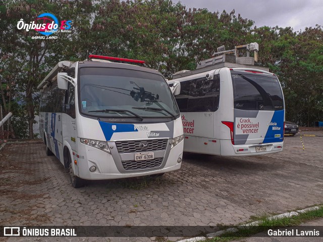 Polícia Militar do Espírito Santo TE 186 na cidade de Vitória, Espírito Santo, Brasil, por Gabriel Lavnis. Número da foto: #7915413.