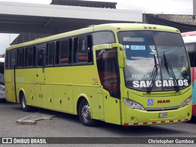 Autotransportes San José a Venecia SJB 13585 na cidade de San José, San José, Costa Rica, por Christopher Gamboa. ID da foto: 7920842.