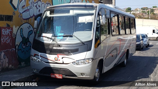 T8T Traslados e Fretamentos 7632 na cidade de Belo Horizonte, Minas Gerais, Brasil, por Ailton Alves. ID da foto: 7923805.