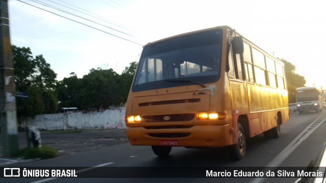 Ônibus Particulares 102 na cidade de Teresina, Piauí, Brasil, por Marcio Eduardo da Silva Morais. Número da foto: #7922181.
