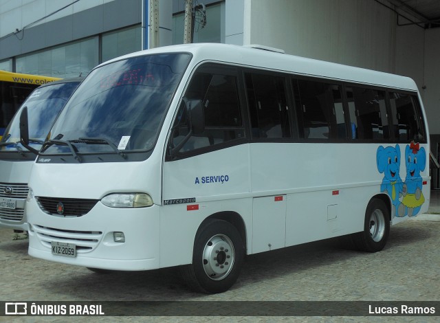 Ônibus Particulares KIZ2059 na cidade de Caruaru, Pernambuco, Brasil, por Lucas Ramos. ID da foto: 7924943.