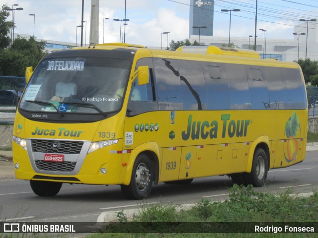 Juca Tour Viagens e Turismo 1939 na cidade de Caruaru, Pernambuco, Brasil, por Rodrigo Fonseca. Número da foto: #7924814.