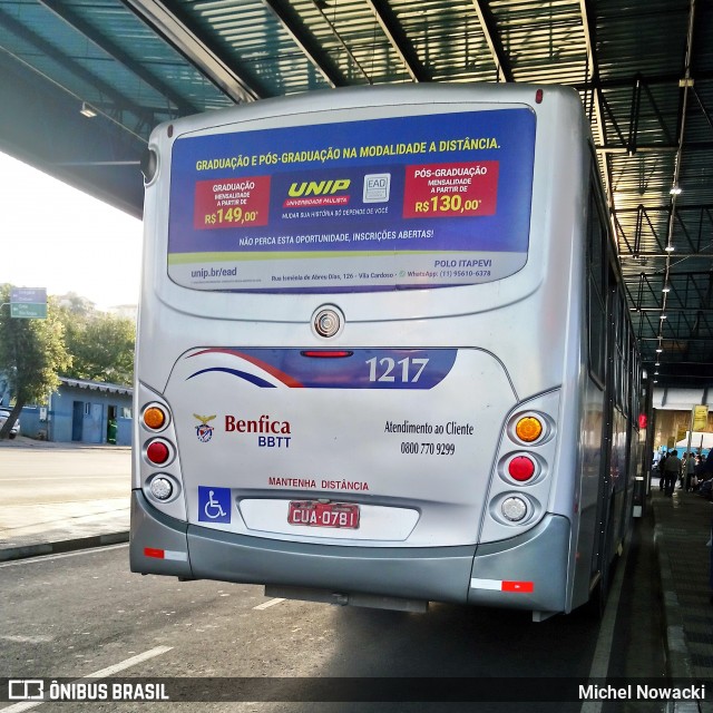 BBTT - Benfica Barueri Transporte e Turismo 1217 na cidade de Itapevi, São Paulo, Brasil, por Michel Nowacki. ID da foto: 7930324.