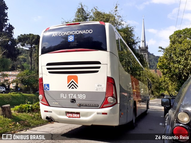 Viação Cidade do Aço RJ 174.189 na cidade de Petrópolis, Rio de Janeiro, Brasil, por Zé Ricardo Reis. Número da foto: #7931853.