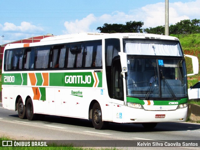 Empresa Gontijo de Transportes 21100 na cidade de Três Corações, Minas Gerais, Brasil, por Kelvin Silva Caovila Santos. ID da foto: 7935963.