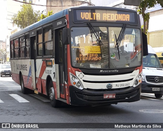 Viação Sul Fluminense RJ 202.057 na cidade de Volta Redonda, Rio de Janeiro, Brasil, por Matheus Martins da Silva. Número da foto: #7934639.