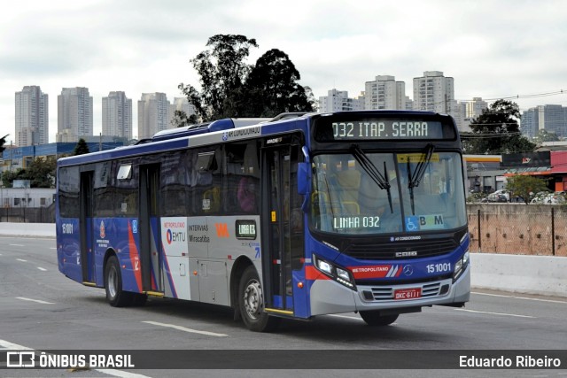 Viação Miracatiba 15 1001 na cidade de Taboão da Serra, São Paulo, Brasil, por Eduardo Ribeiro. Número da foto: #7934931.