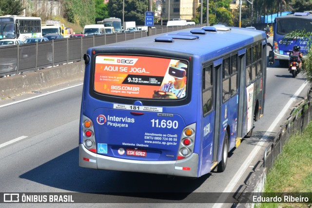 Viação Pirajuçara 11.690 na cidade de Taboão da Serra, São Paulo, Brasil, por Eduardo Ribeiro. ID da foto: 7938199.