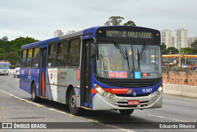 Viação Pirajuçara 11.587 na cidade de Taboão da Serra, São Paulo, Brasil, por Eduardo Ribeiro. Número da foto: #7943056.