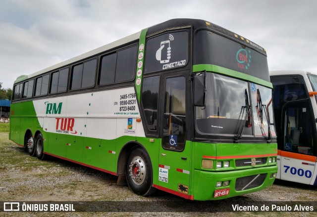 RM Tur 2300 na cidade de Aparecida, São Paulo, Brasil, por Vicente de Paulo Alves. ID da foto: 7941416.